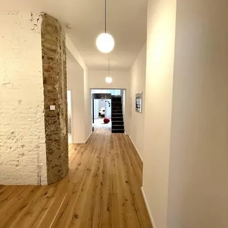 Apartment Spacious In Kreuzberg