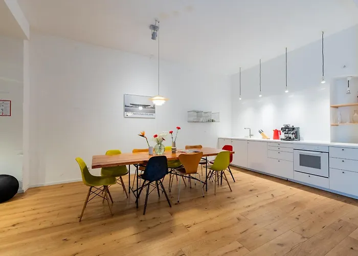 Spacious In Kreuzberg Διαμέρισμα