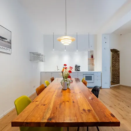 Apartament Spacious In Kreuzberg Berlin