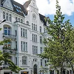 Spacious In Kreuzberg *