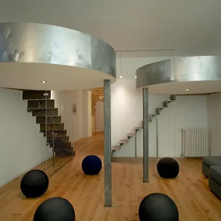 Spacious In Kreuzberg Appartement *